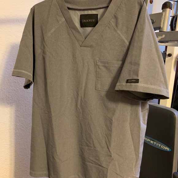 Jaanuu Men’s V-Neck Raglan Scrubs LARGE - GRAPHITE - Picture 1 of 3